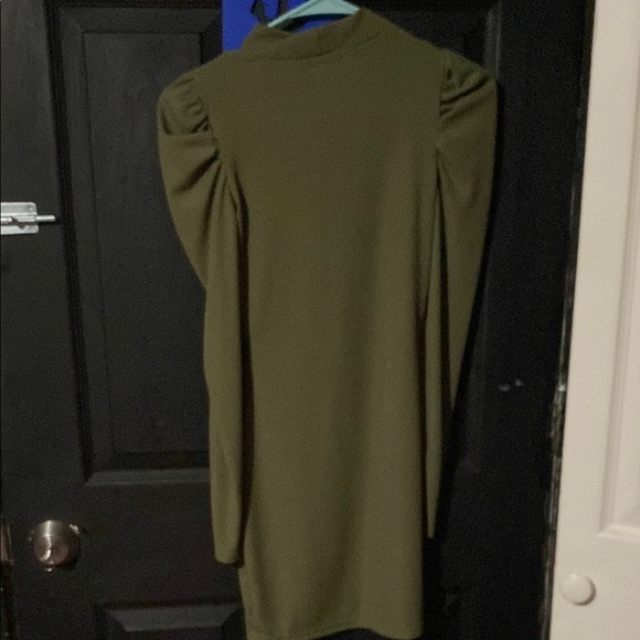 Boohoo Long Sleeve Olive Dress - Picture 2 of 2